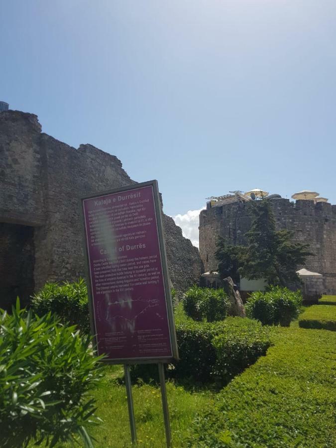 Currila * Durrës